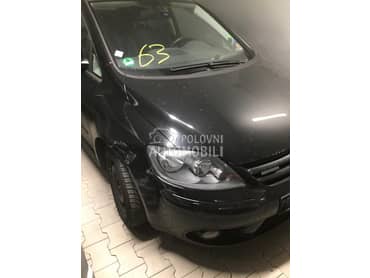 branik za Volkswagen Golf Plus od 2005. do 2009. god.