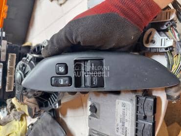 prekidaci u vratima za Toyota Yaris