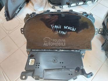 digitalni kilometar sat za Toyota Yaris