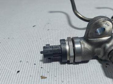 SENZOR PRITISKA GORIVA za Opel Insignia