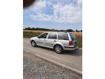 Volkswagen Golf 4 -  kompletan auto u delovima
