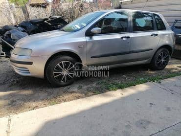 Fiat Stilo -  kompletan auto u delovima
