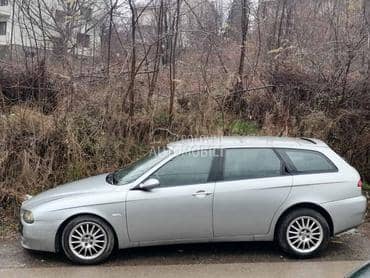 Alfa Romeo 159 -  kompletan auto u delovima