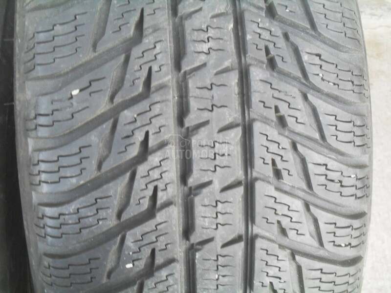 Nokian 225/65 R17 Zimska