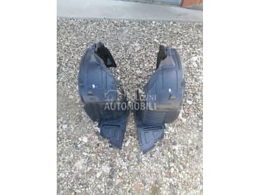 Korube, plastike ispod krila za Mitsubishi Colt od 2004. do 2009. god.