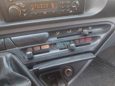 centralna konzola ventilacije za Peugeot Expert od 1996. do 2007. god.