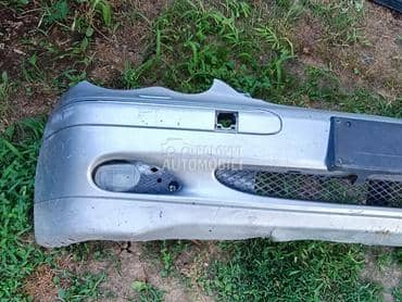 prednji branik w203 za Mercedes Benz C Klasa od 2000. do 2004. god.