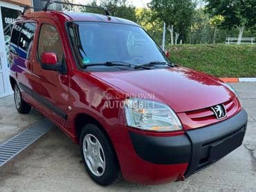 Peugeot Partner -  kompletan auto u delovima