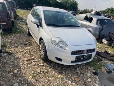 branik, hauba bela za Fiat Grande Punto od 2005. do 2010. god.