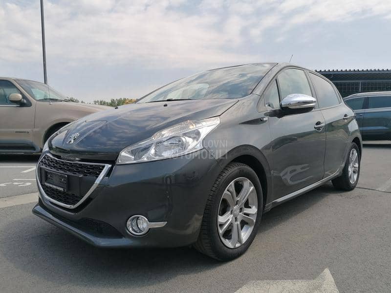 Peugeot 208 1.2 PureTech Style