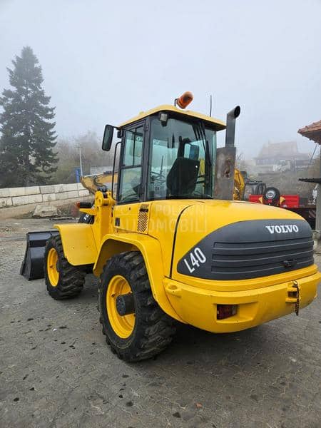 Volvo L 40