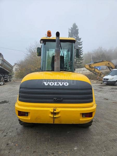 Volvo L 40