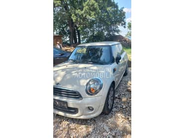 KOMPLETAN AUTO U DELOVIMA za MINI Cooper, One