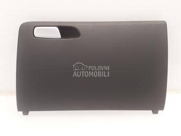 Kaseta - fioka za Audi A5 od 2007. do 2009. god.