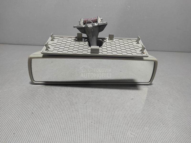 UNUTRASNJI RETROVIZOR