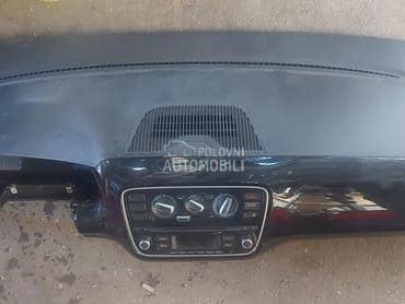 Instrument tabla za Volkswagen up!