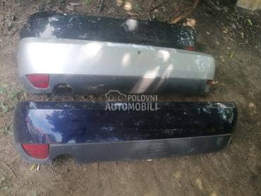 zabnji branik hecbek za Ford Focus od 1998. do 2002. god.