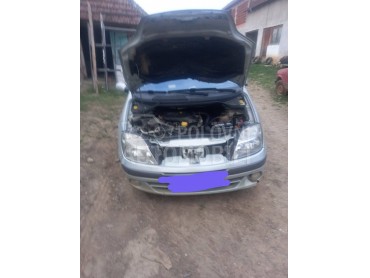 Renault Scenic -  kompletan auto u delovima