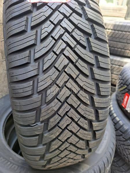Petlas 205/55 R16 Sve sezone