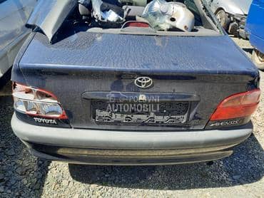 zadnji branik za Toyota Avensis