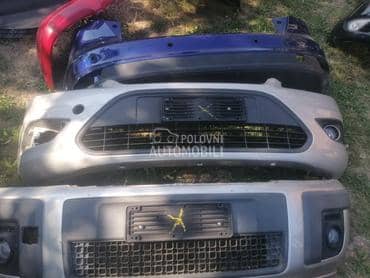 srednja resetka branika za Ford Focus od 2002. do 2016. god.