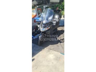 Suzuki Burgman 400cc