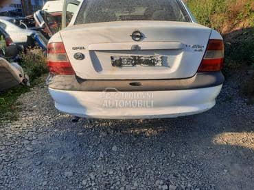 zadnji branik za Opel Vectra B
