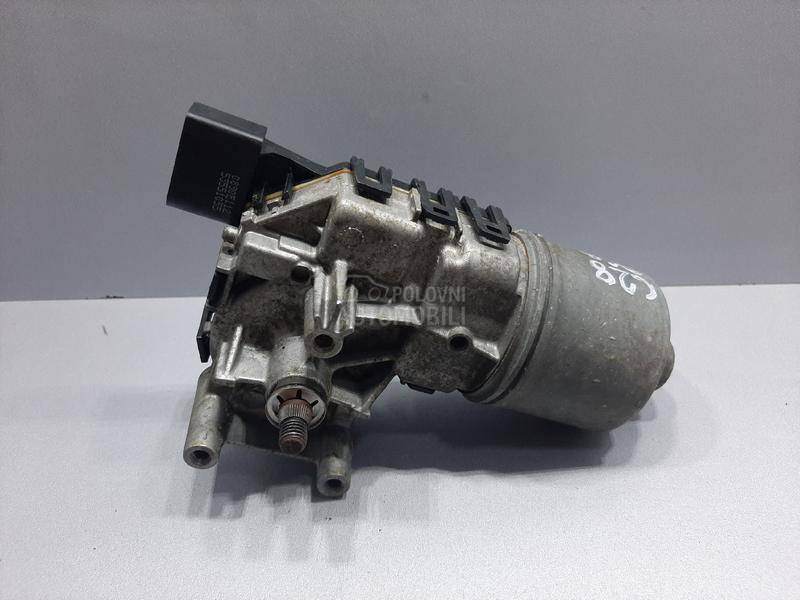 MOTORIC PREDNJEG BRISACA