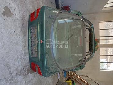 Gepek vrata za Mitsubishi Carisma od 1995. do 2003. god.