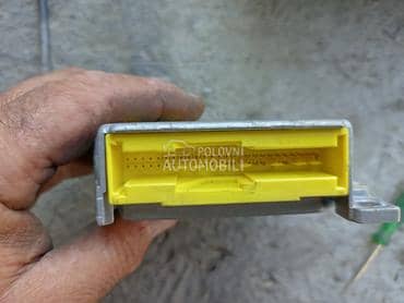 Modul airbega za Mitsubishi Carisma od 1998. do 2003. god.