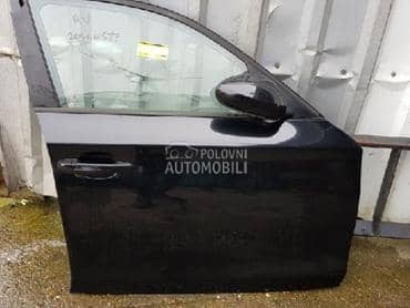 Vrata desna prednja za BMW 125, 116, 118 ... od 2005. do 2009. god.