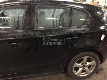 Vrata zaddnja leva za BMW 125, 116, 118 ... od 2005. do 2009. god.