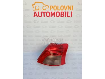 Desno stop svetlo za Toyota Yaris za 2008. god.