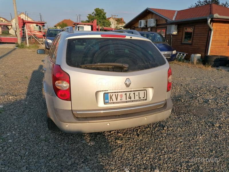 Renault Laguna 2.0 DCI CH