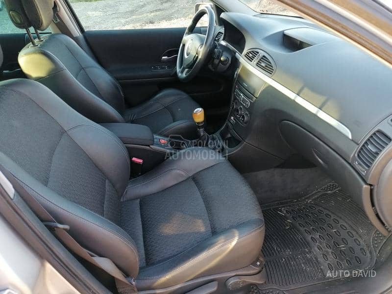 Renault Laguna 2.0 DCI CH