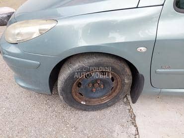 levo krilo za Peugeot 307