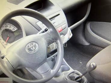 Airbag,centrala i pojasevi za Toyota Aygo od 2004. do 2014. god.
