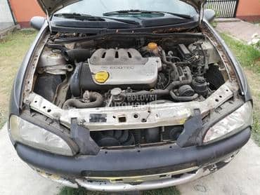 Kompresor, hladnjak i cevi za Opel Tigra od 1998. do 2005. god.