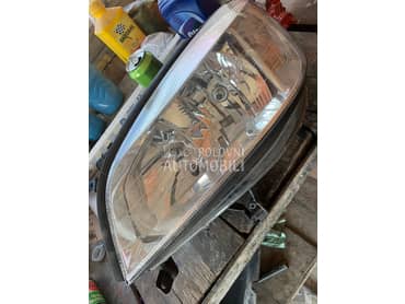 levi far za Opel Zafira