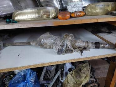 desna poluosovina za Kia Clarus