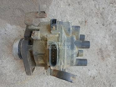 Razvodnik za Nissan Primera