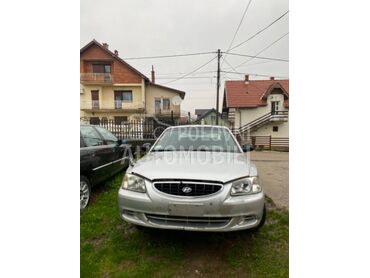 branik stop svetlo za Hyundai Accent