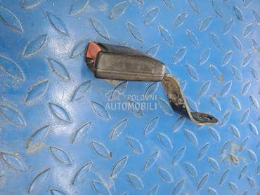 kopca pojasa za Nissan Terrano od 1993. do 2003. god.