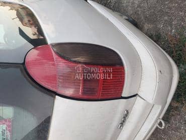 stop svetlo za Peugeot 306