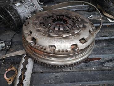 zamajac za Toyota Avensis od 2005. do 2015. god.