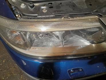 ksenon farovi za Renault Laguna od 2001. do 2005. god.