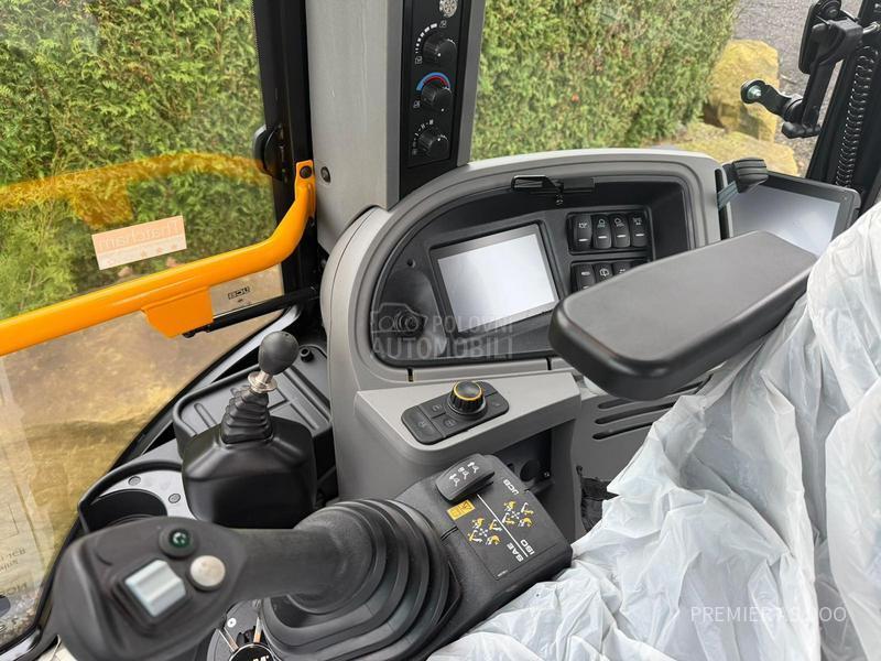 JCB 4CX PRO 80 YEAR EDITION