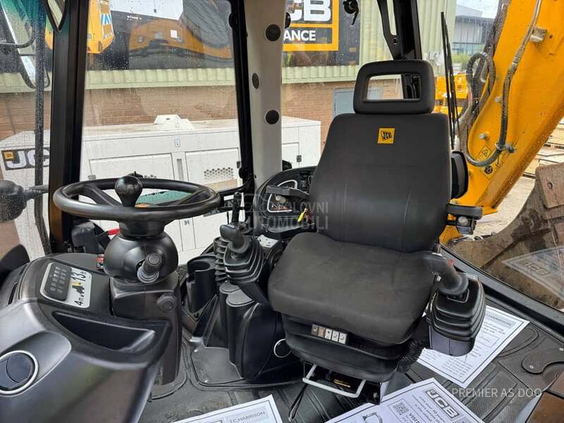 JCB 3CX CONTRACTOR PRO