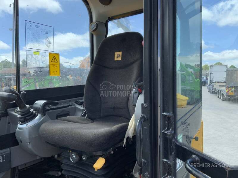 JCB 86C/2