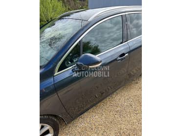 levi retrovizor za Peugeot 508 od 2008. do 2014. god.